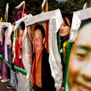Tibetan-protesters-007
